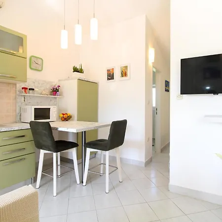 Munida 734 Apartament *