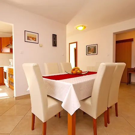 Apartament Munida 734