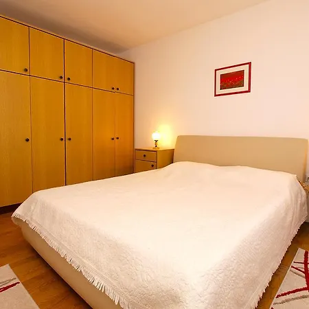 Munida 734 Apartament *