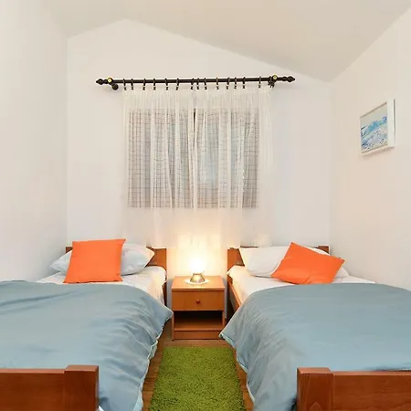 Munida 734 Apartment Medulin